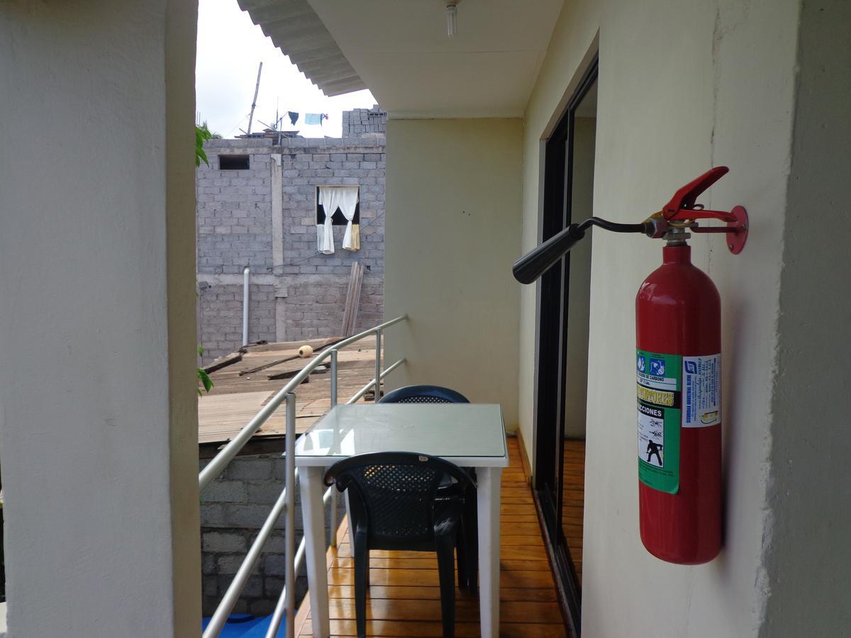 Hostal Nathaly ปูแอร์โต บาเกริโซ โมเรโน ภายนอก รูปภาพ